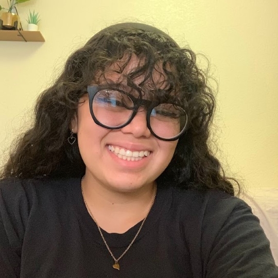 A smiling student named Jessica