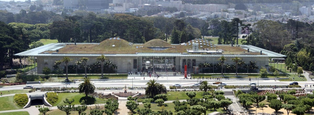 A panorama of the California Academy of Sciences in San Francisco's Golden Gate Park