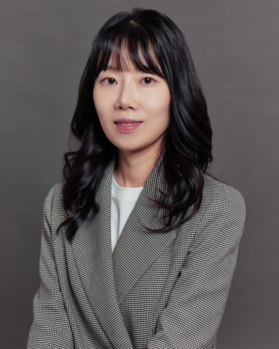 portrait photo of Hojin Song