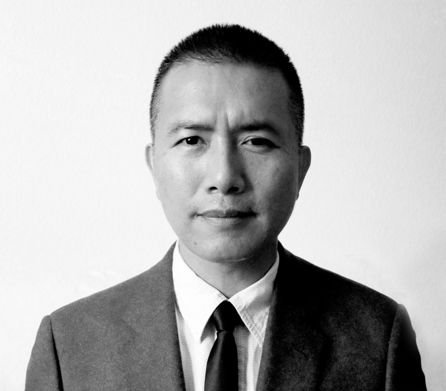 Phuong Nguyen head and shoulders photo