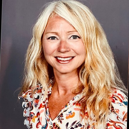 Image of May Roen