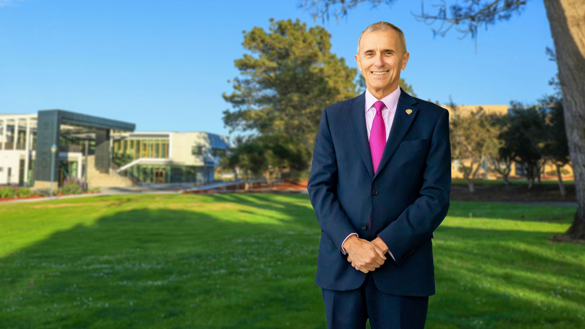 Photo: President Eduardo Ochoa at CSUMB smiling